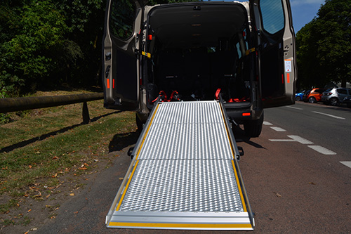 Apodis transporte les élèves