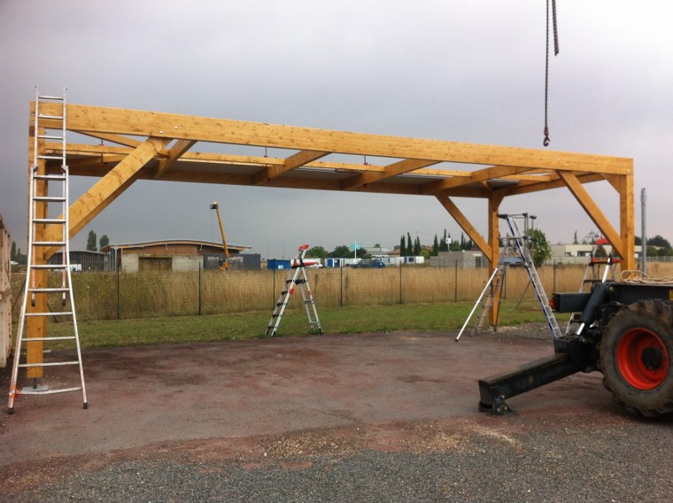 Abris pour camping-cars