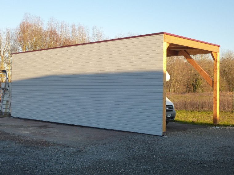 Abris pour camping-cars