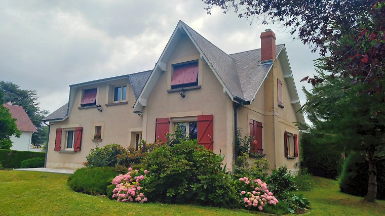 Dessous de toit en PVC