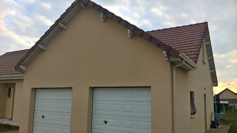 Dessous de toit en PVC