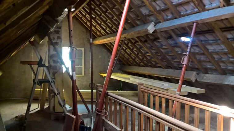 Renfort et modification de charpente